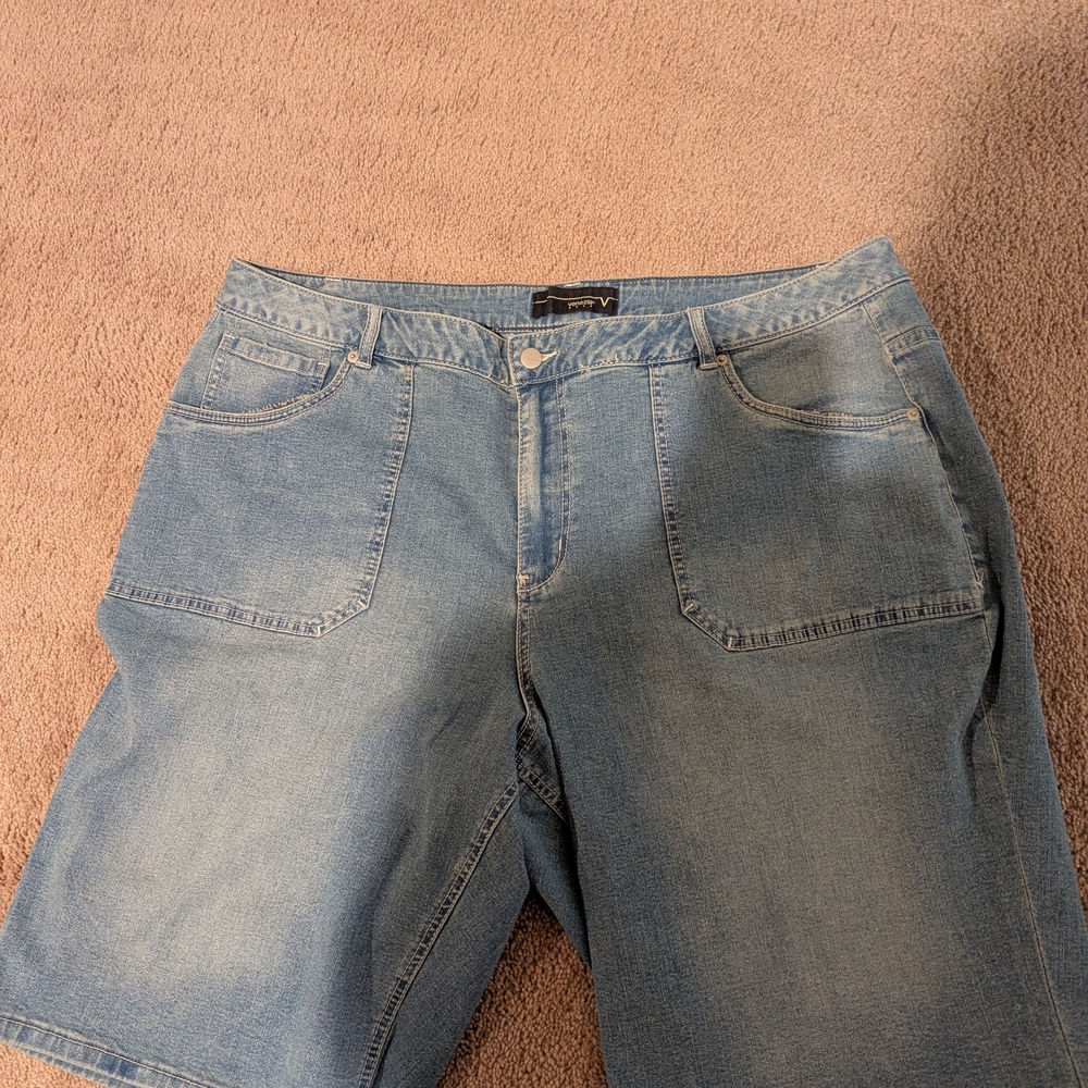 Venezia Light Blue Jean Shorts